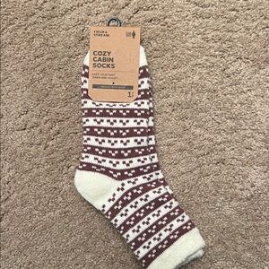 Field & Stream Cozy Cabin Socks - Maroon and Cream- OS
